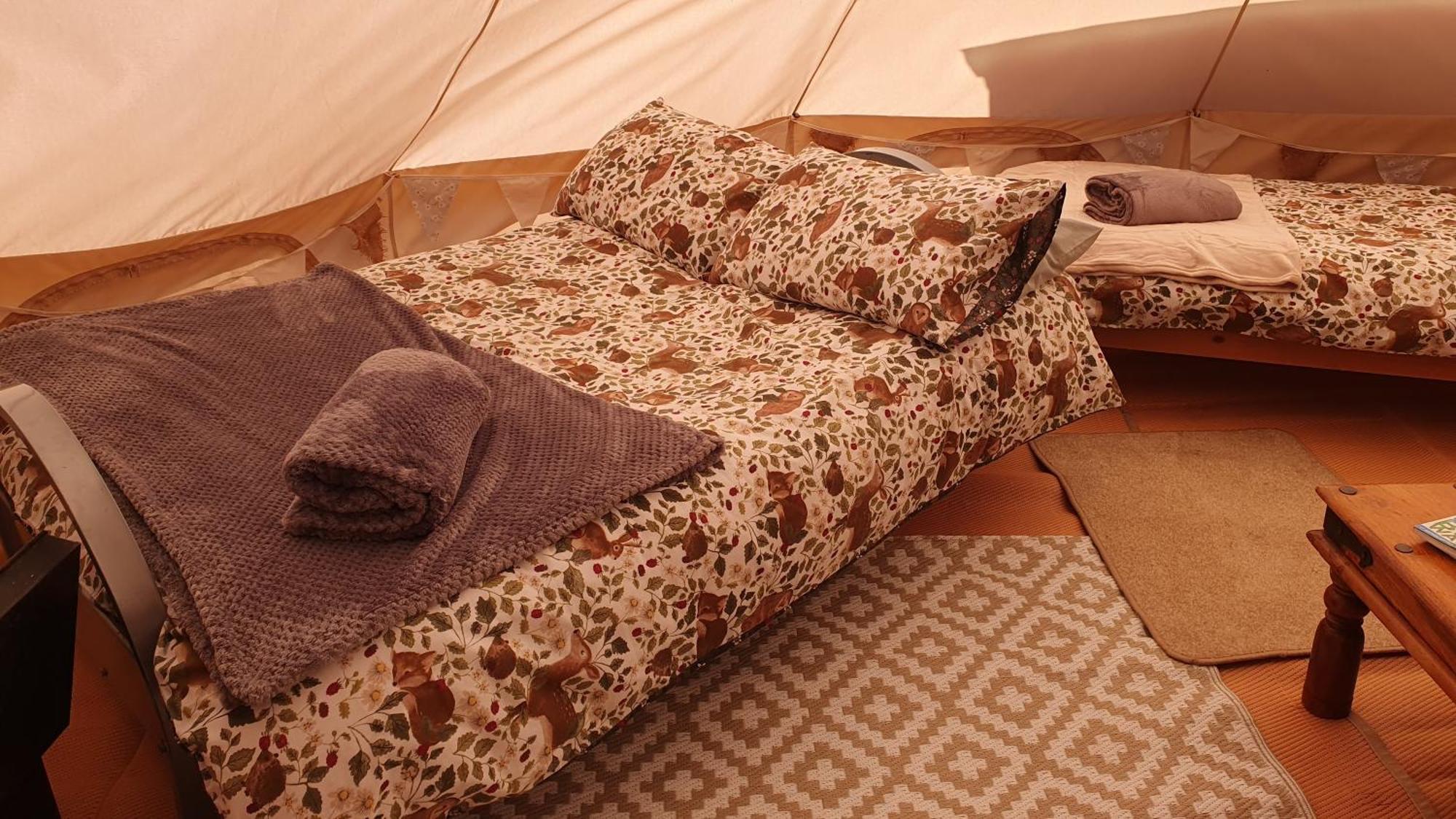 Calon Y Goedwig Glamping Hotel Llandovery Luaran gambar